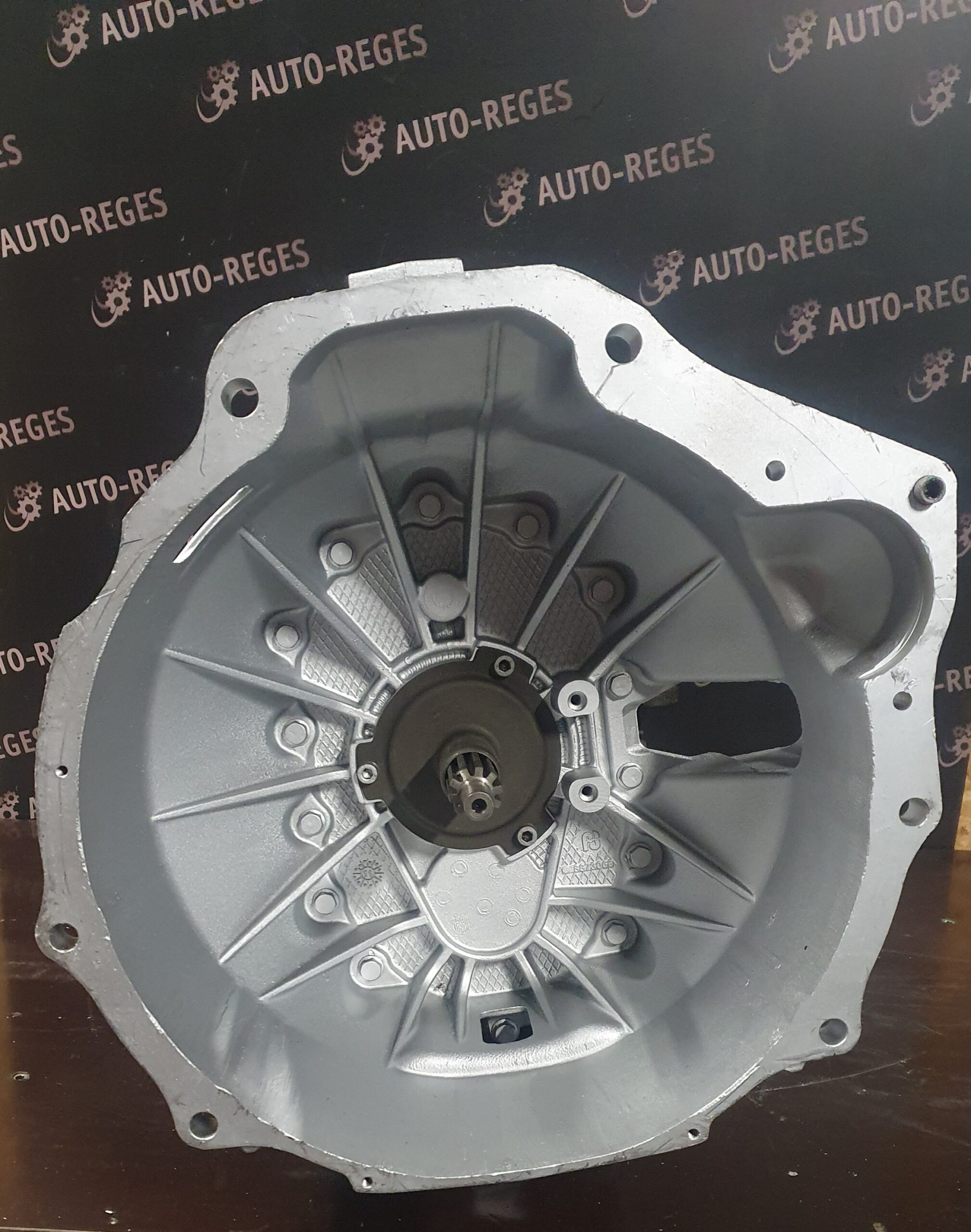 Skrzynia biegów Iveco 3.0 8873175, 2850.6 - obrazek 2